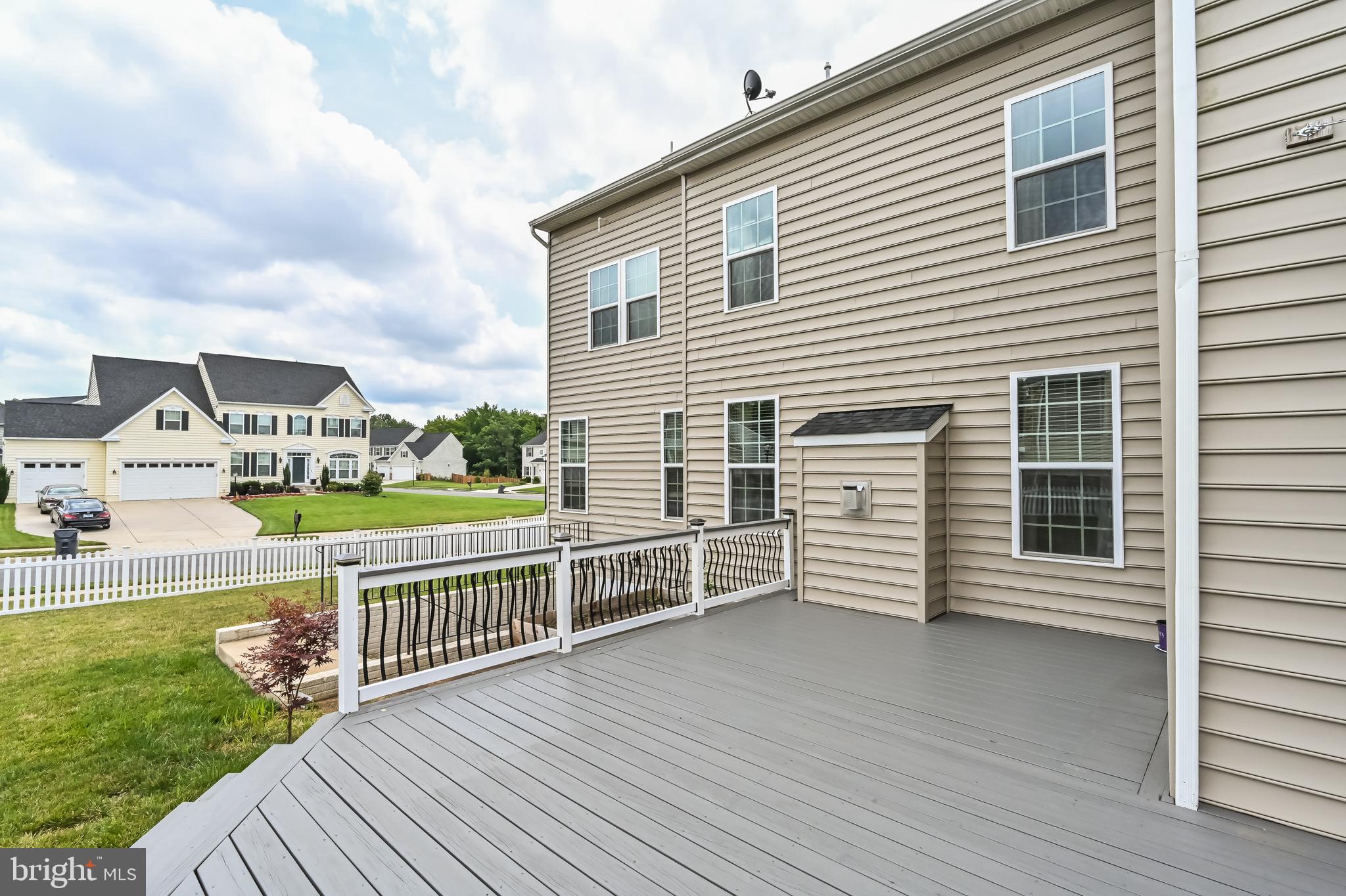 LIBERTY KNOLLS - Residential