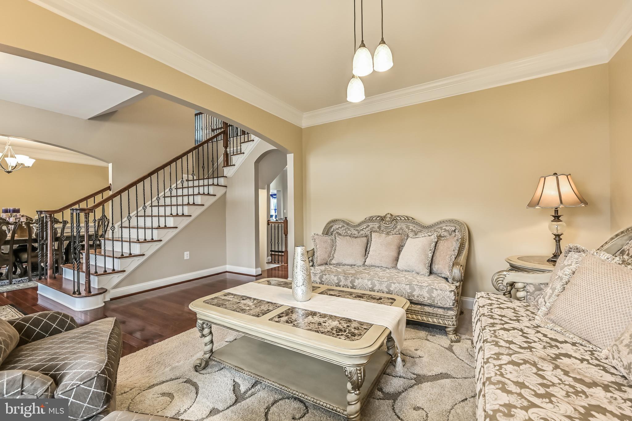 LIBERTY KNOLLS - Residential