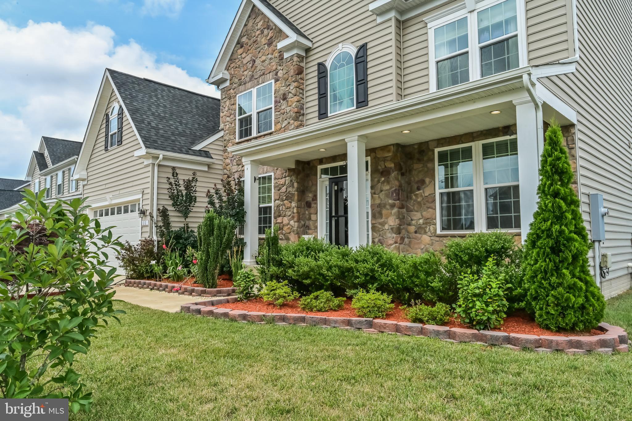 LIBERTY KNOLLS - Residential