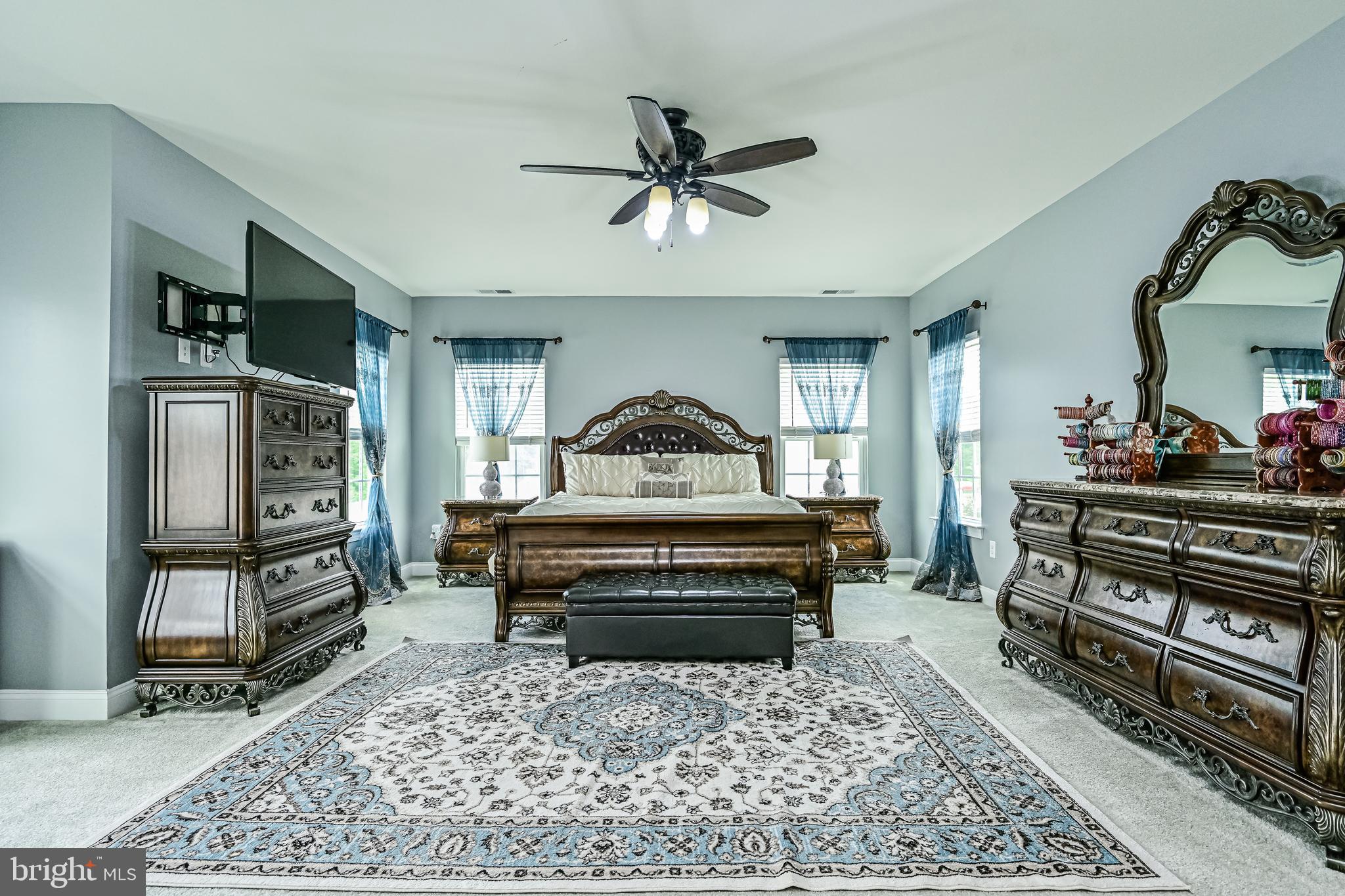 LIBERTY KNOLLS - Residential