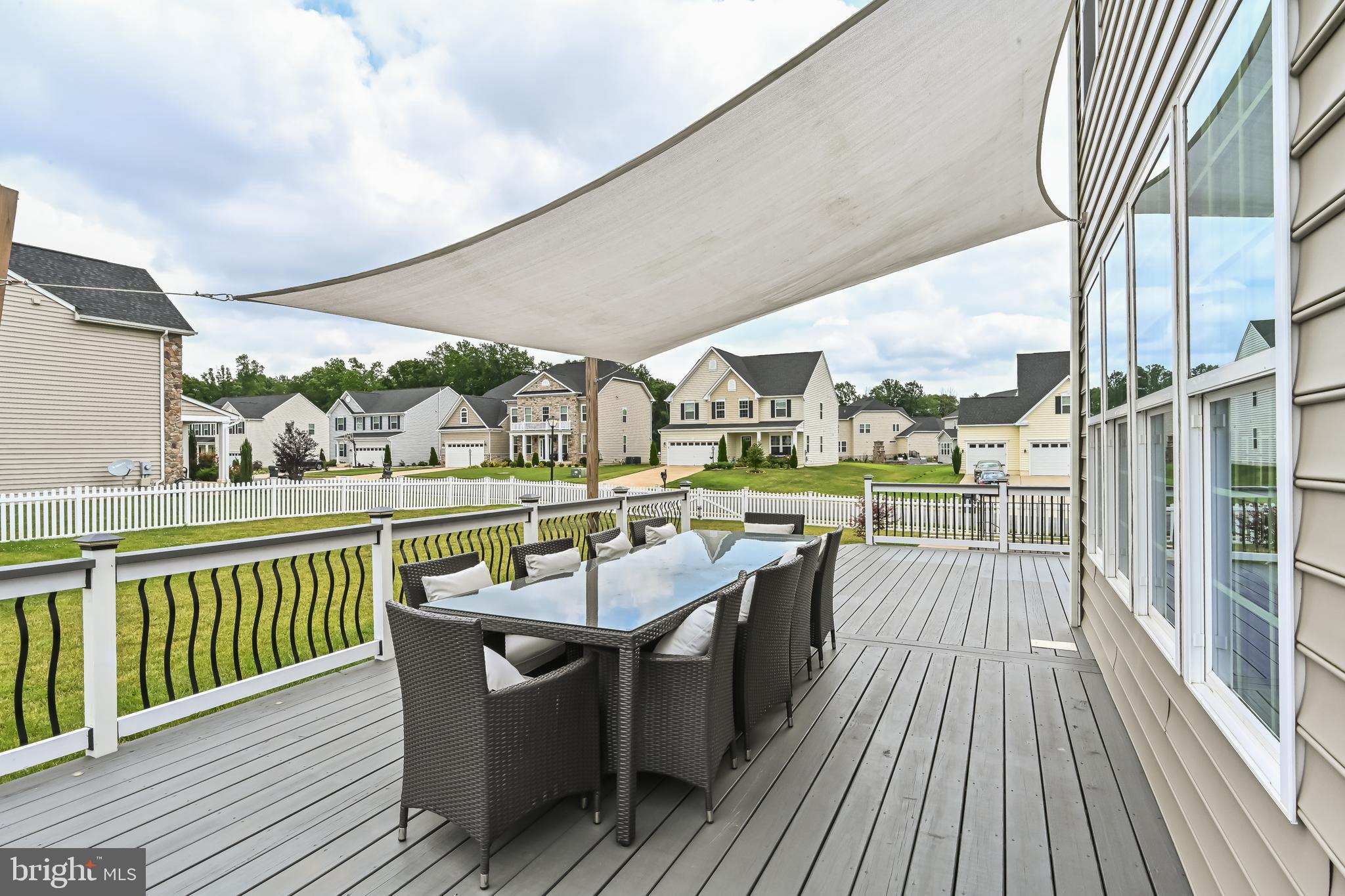 LIBERTY KNOLLS - Residential