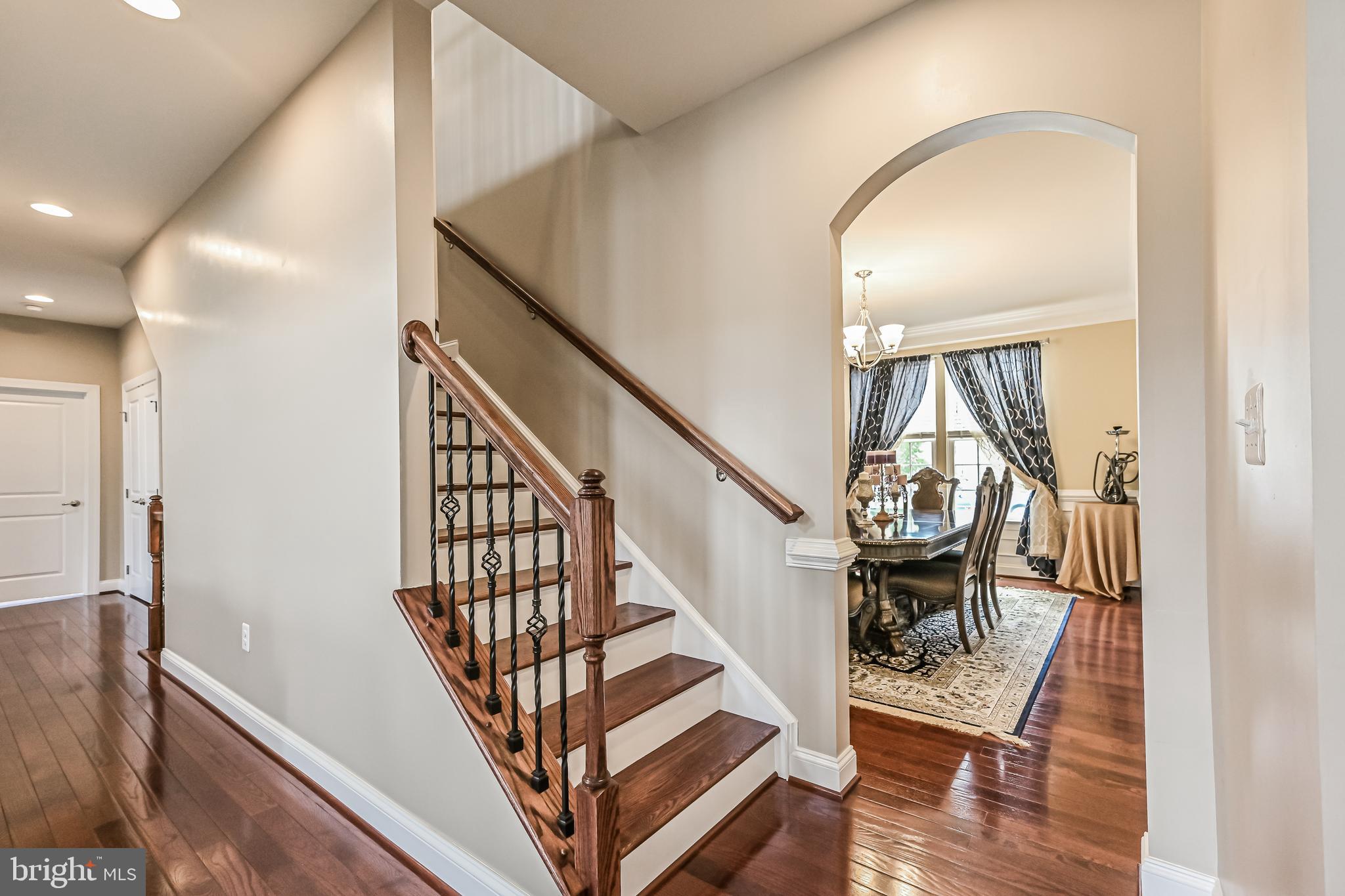 LIBERTY KNOLLS - Residential