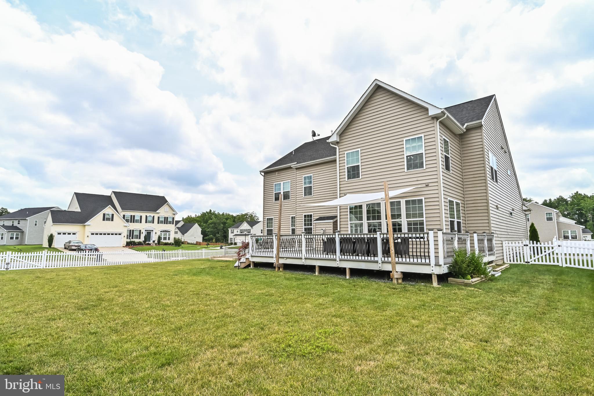 LIBERTY KNOLLS - Residential