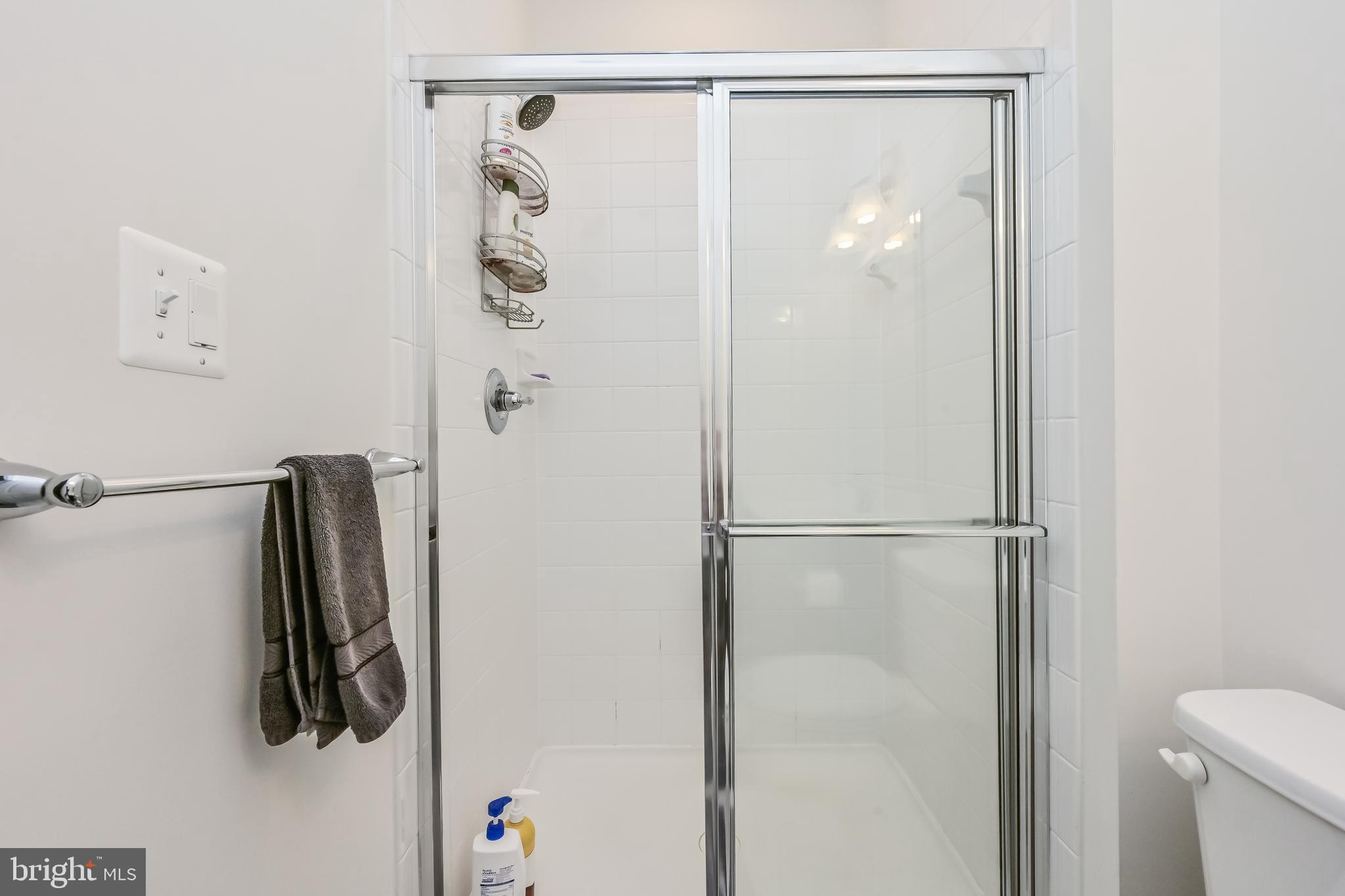 LIBERTY KNOLLS - Residential