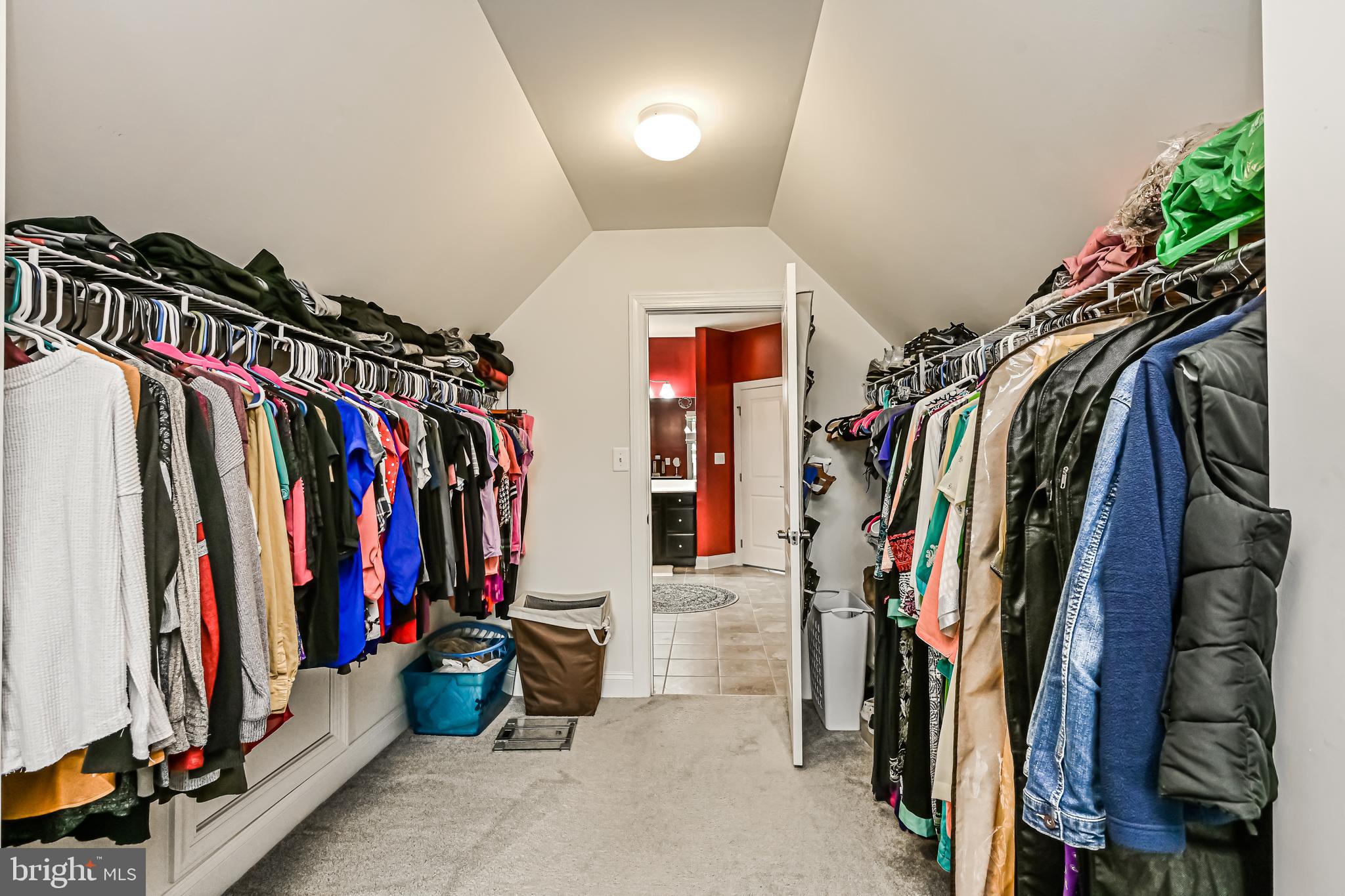 LIBERTY KNOLLS - Residential