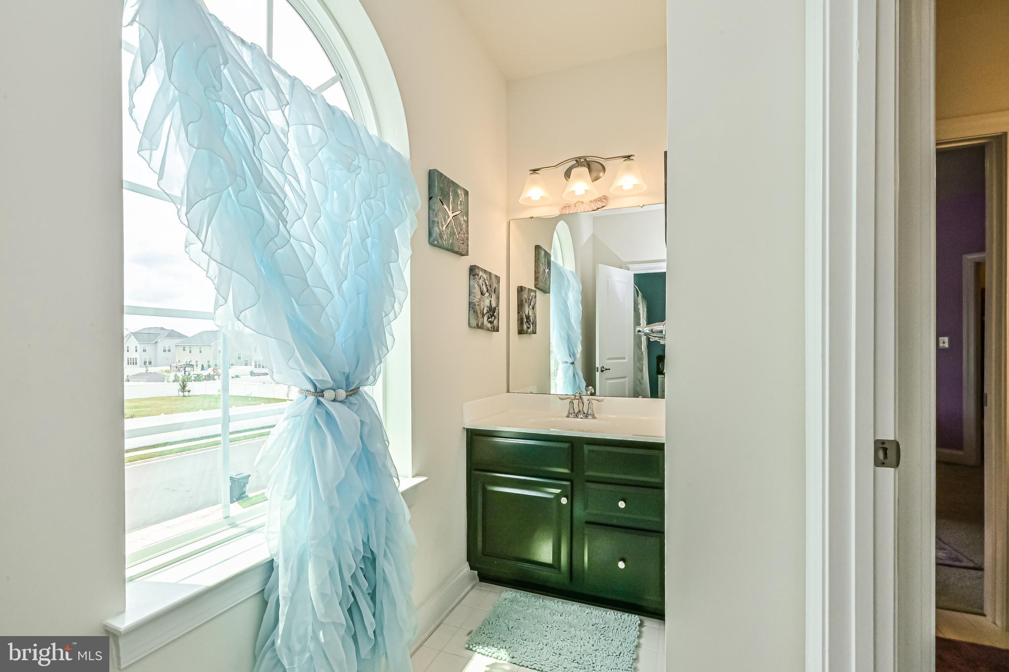 LIBERTY KNOLLS - Residential