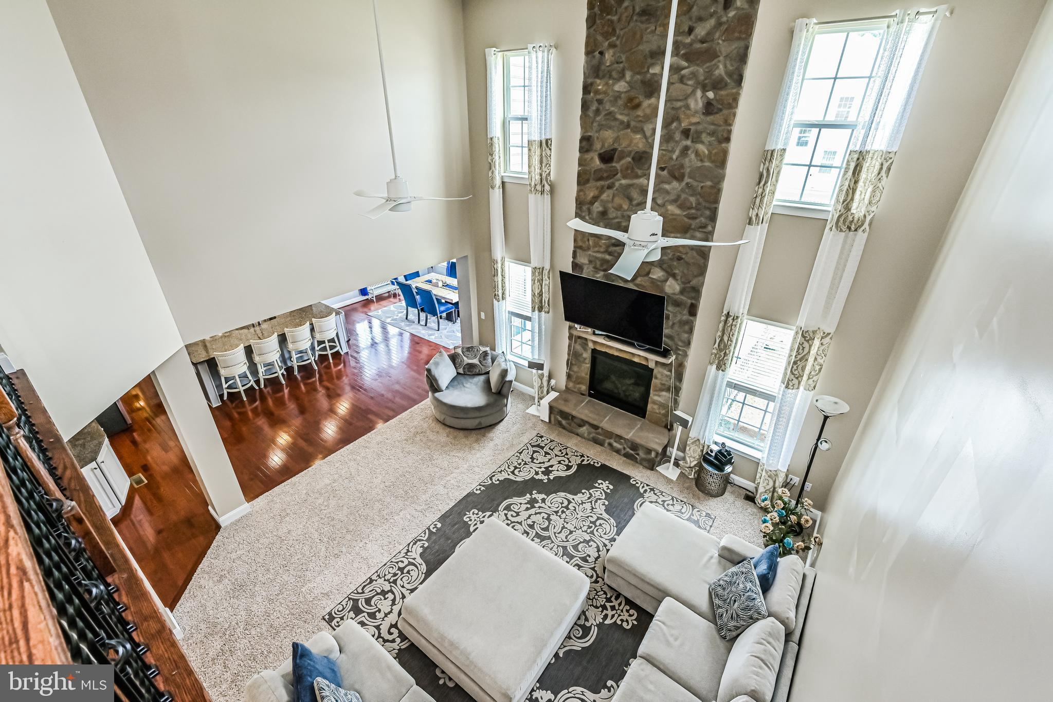 LIBERTY KNOLLS - Residential