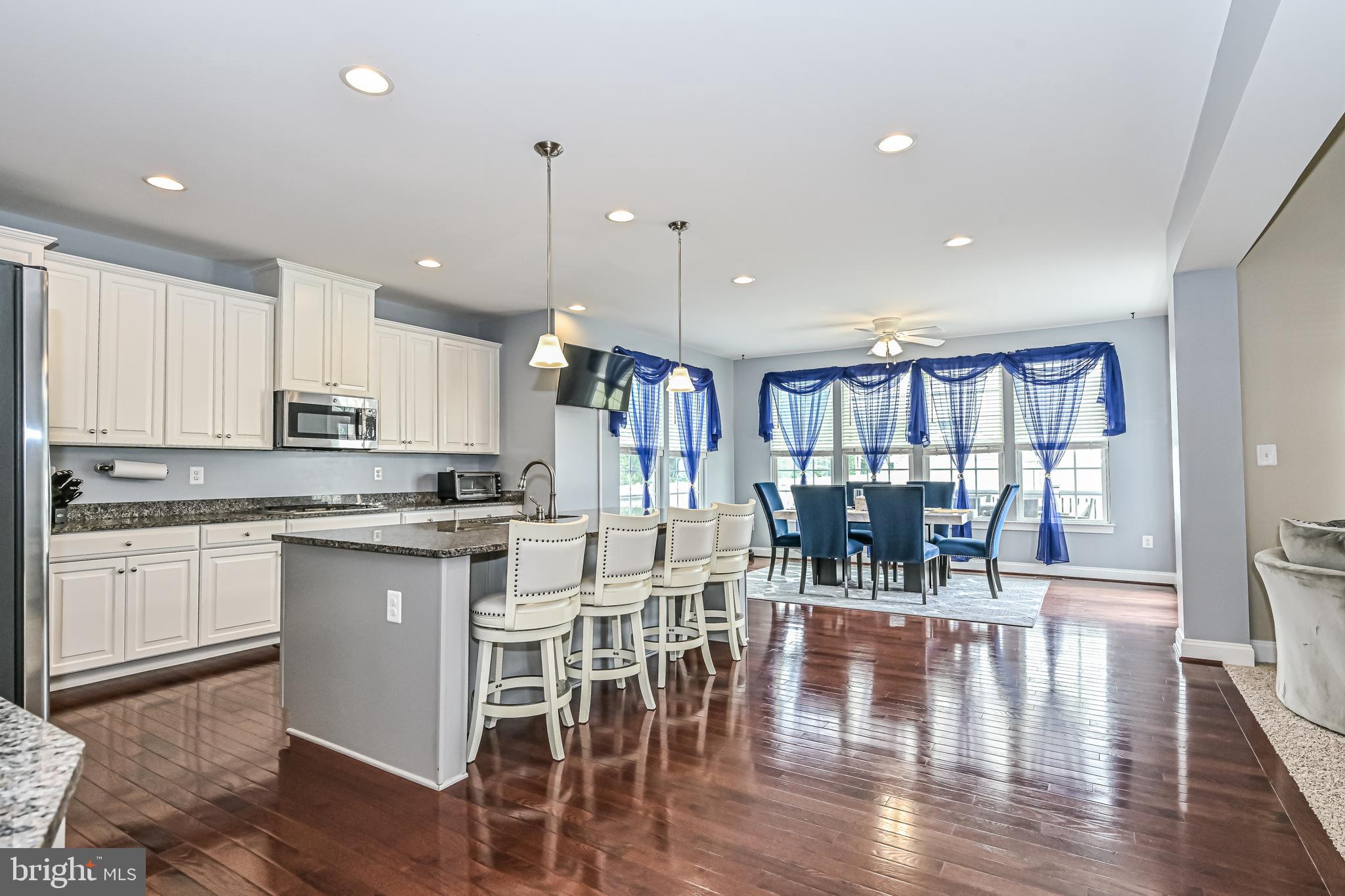 LIBERTY KNOLLS - Residential