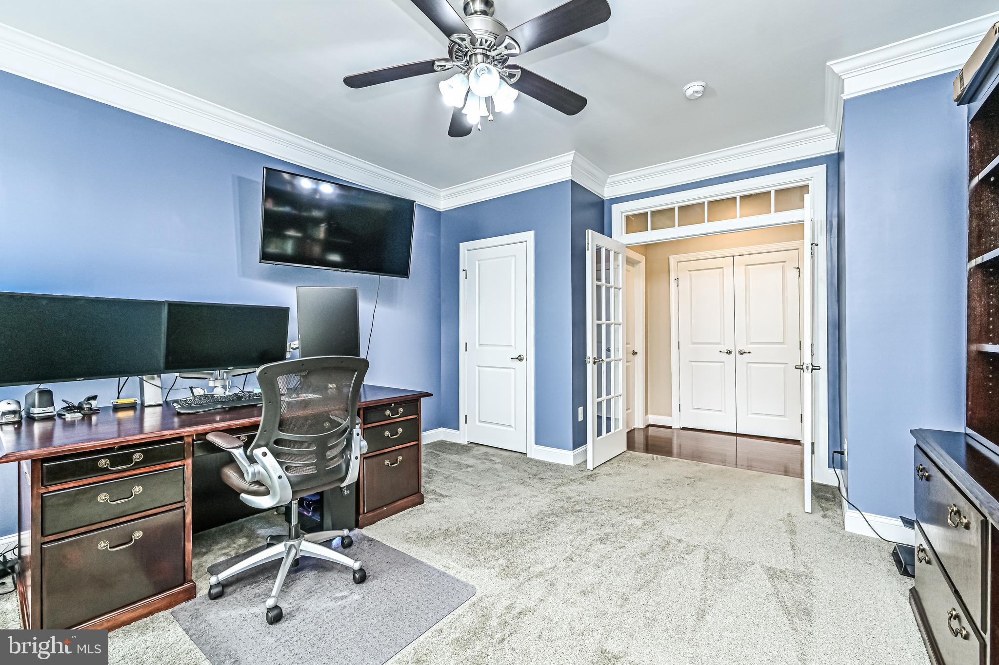 LIBERTY KNOLLS - Residential