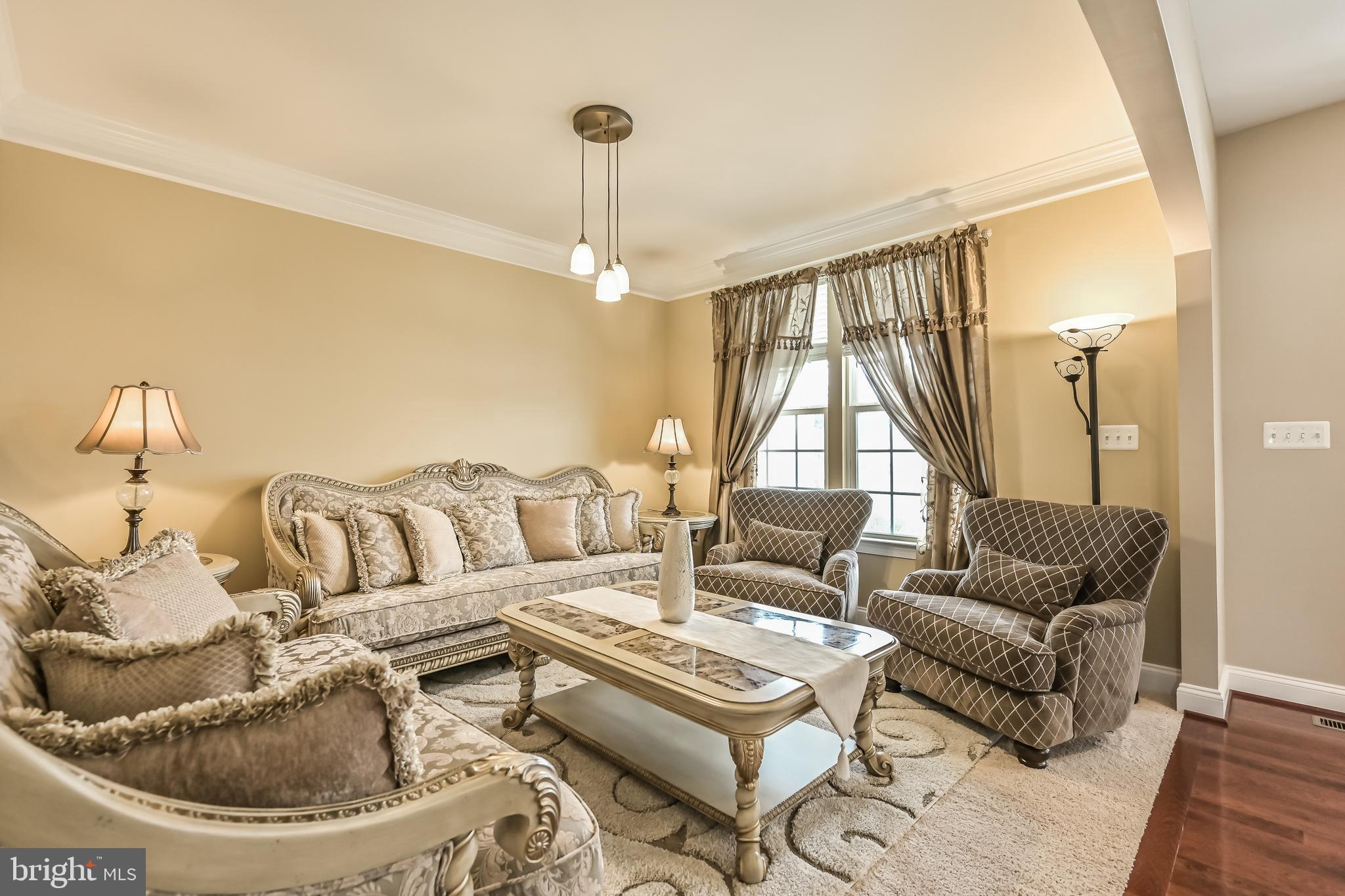 LIBERTY KNOLLS - Residential