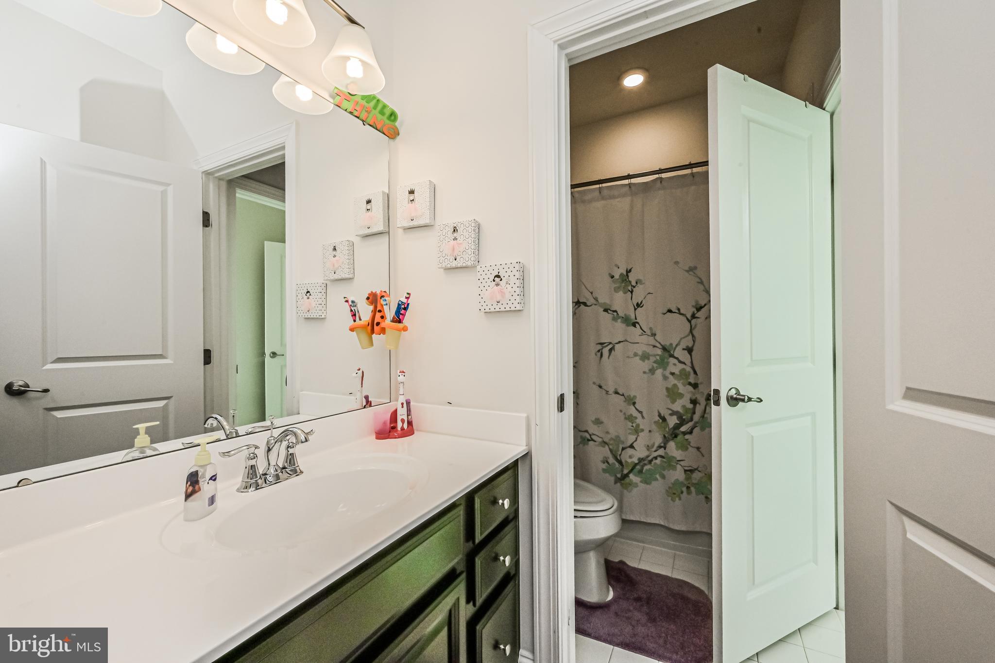 LIBERTY KNOLLS - Residential