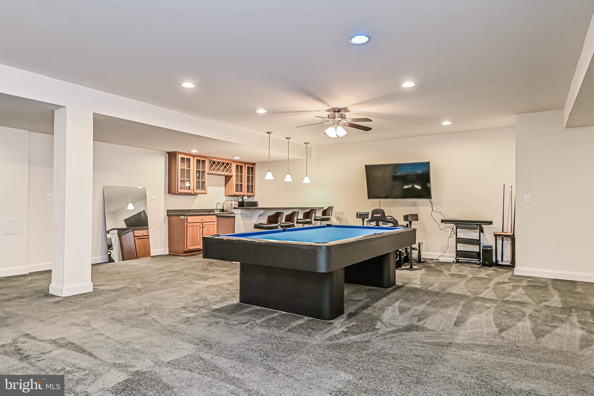 LIBERTY KNOLLS - Residential