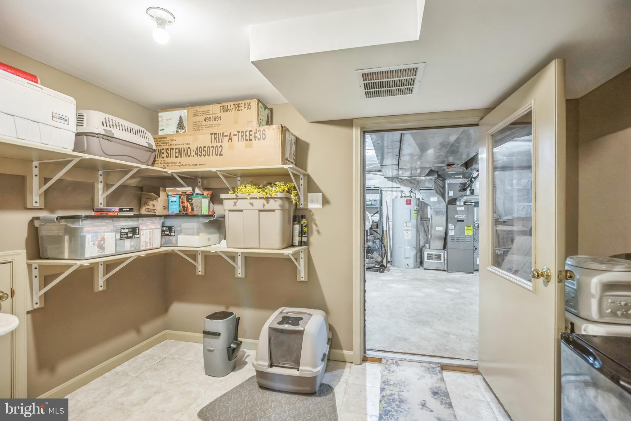 QUIET ACRES - Residential