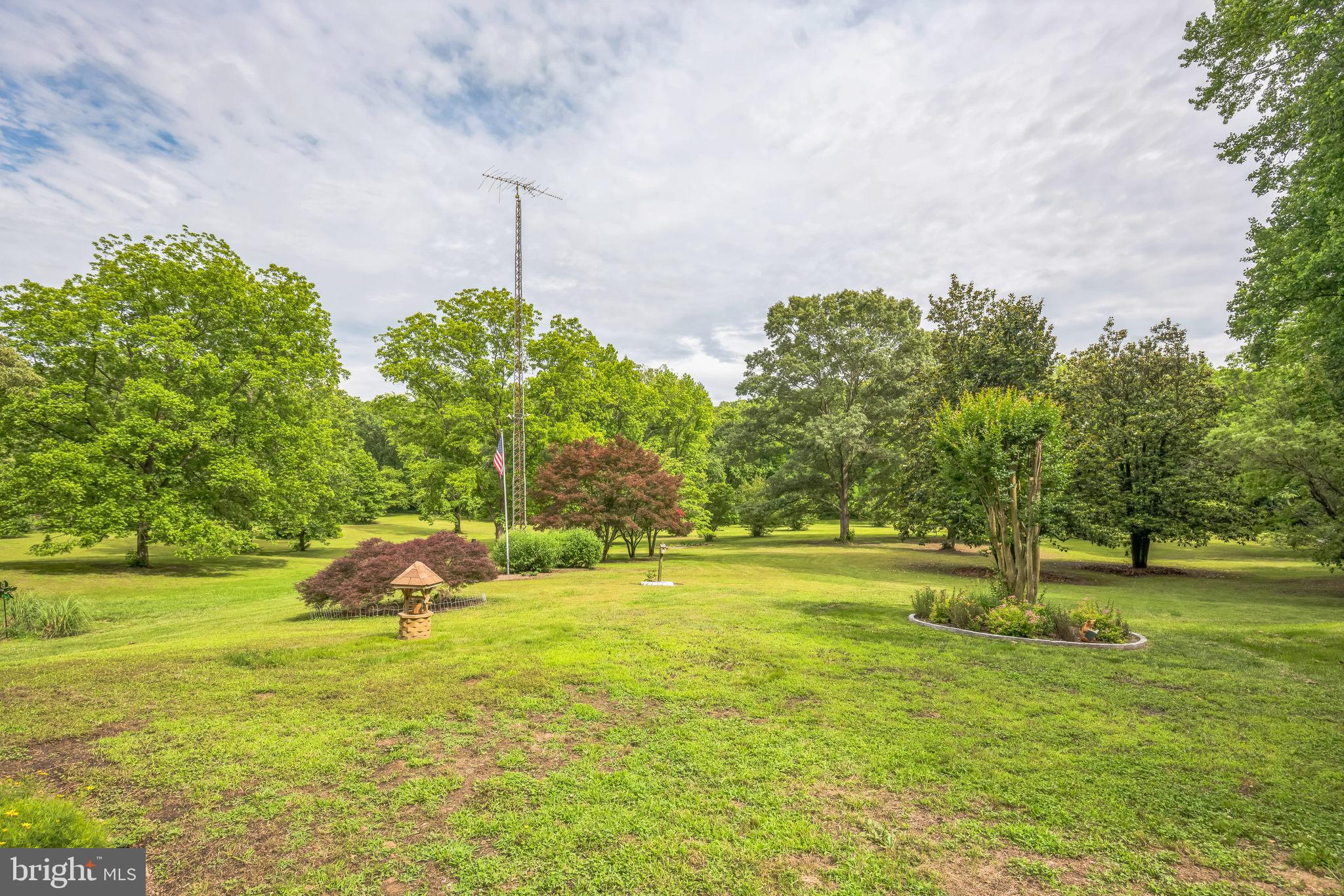 QUIET ACRES - Residential