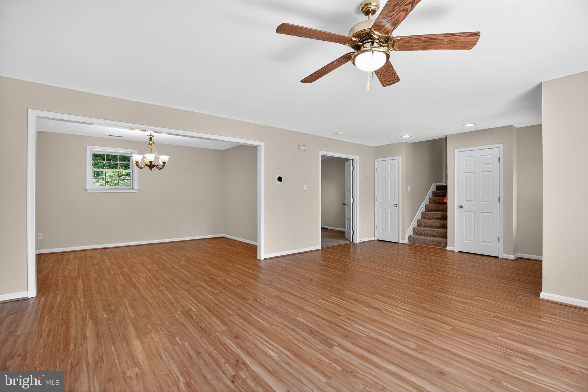 QUIET ACRES - Residential