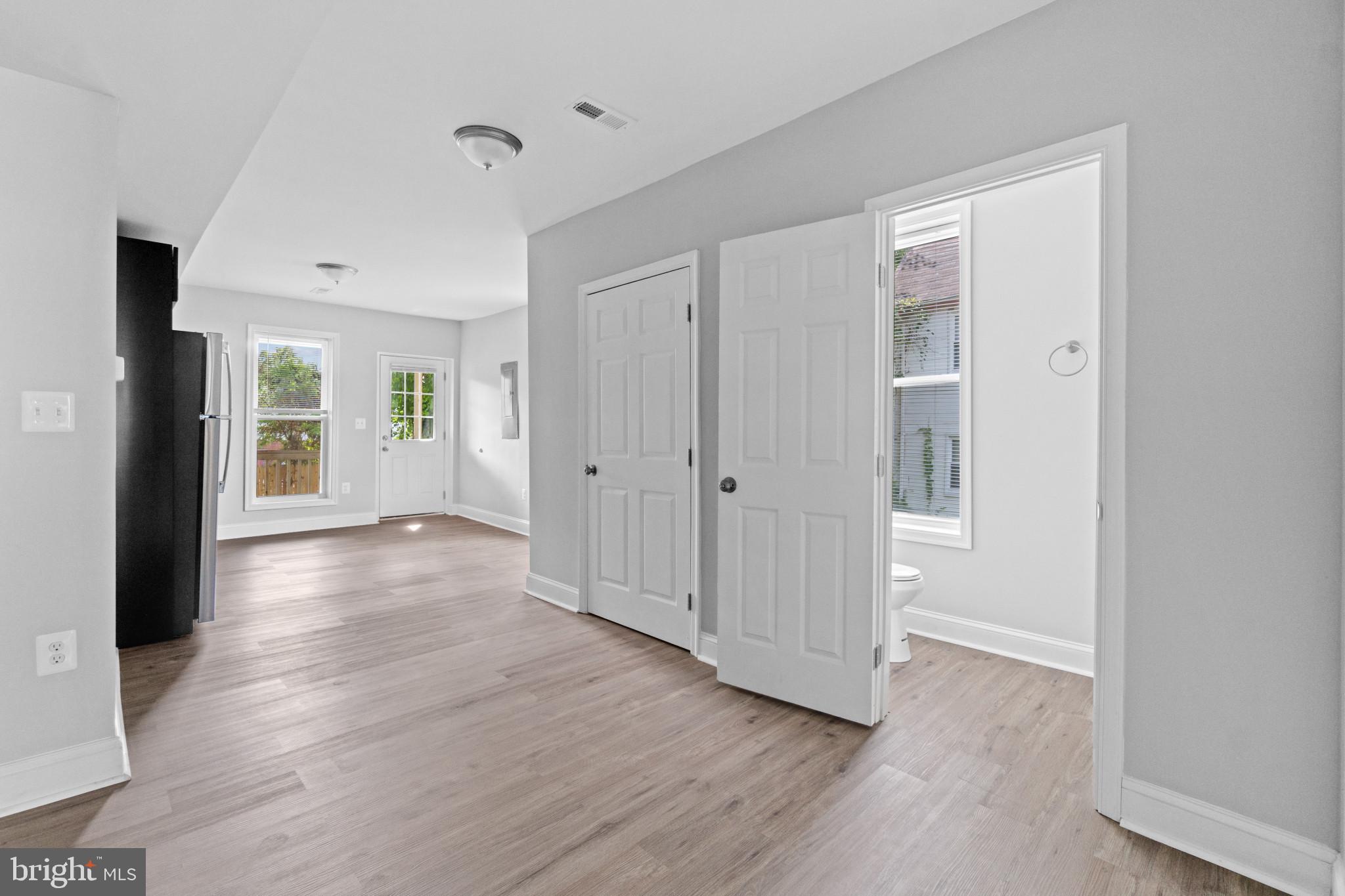 ARLINGTON - Residential Lease