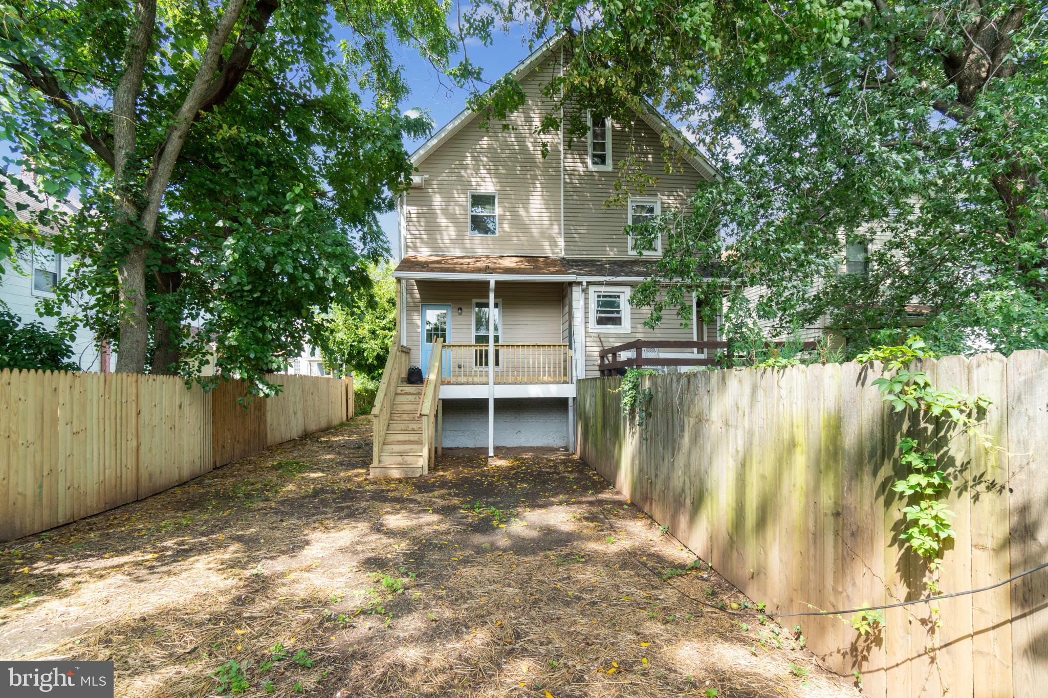 ARLINGTON - Residential Lease