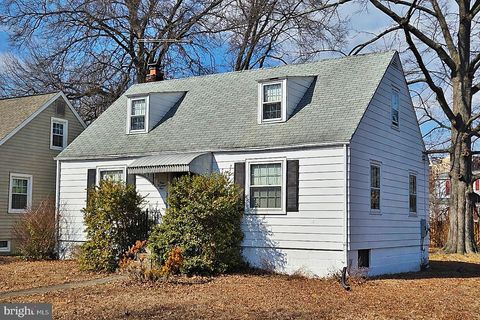 901 17TH STREET S ARLINGTON VA 22202