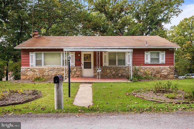 16 SUNDANCE RETREAT LANE