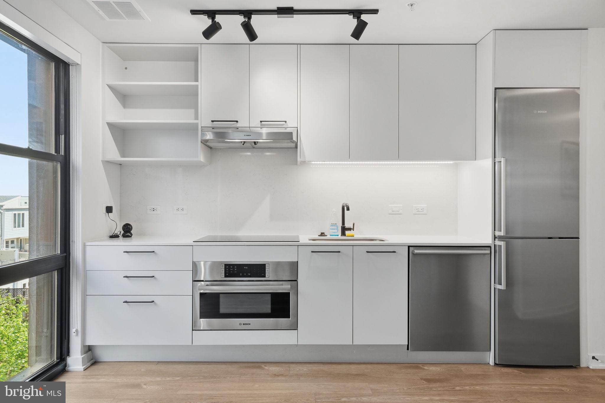 1625 ECKINGTON PLACE NE 514