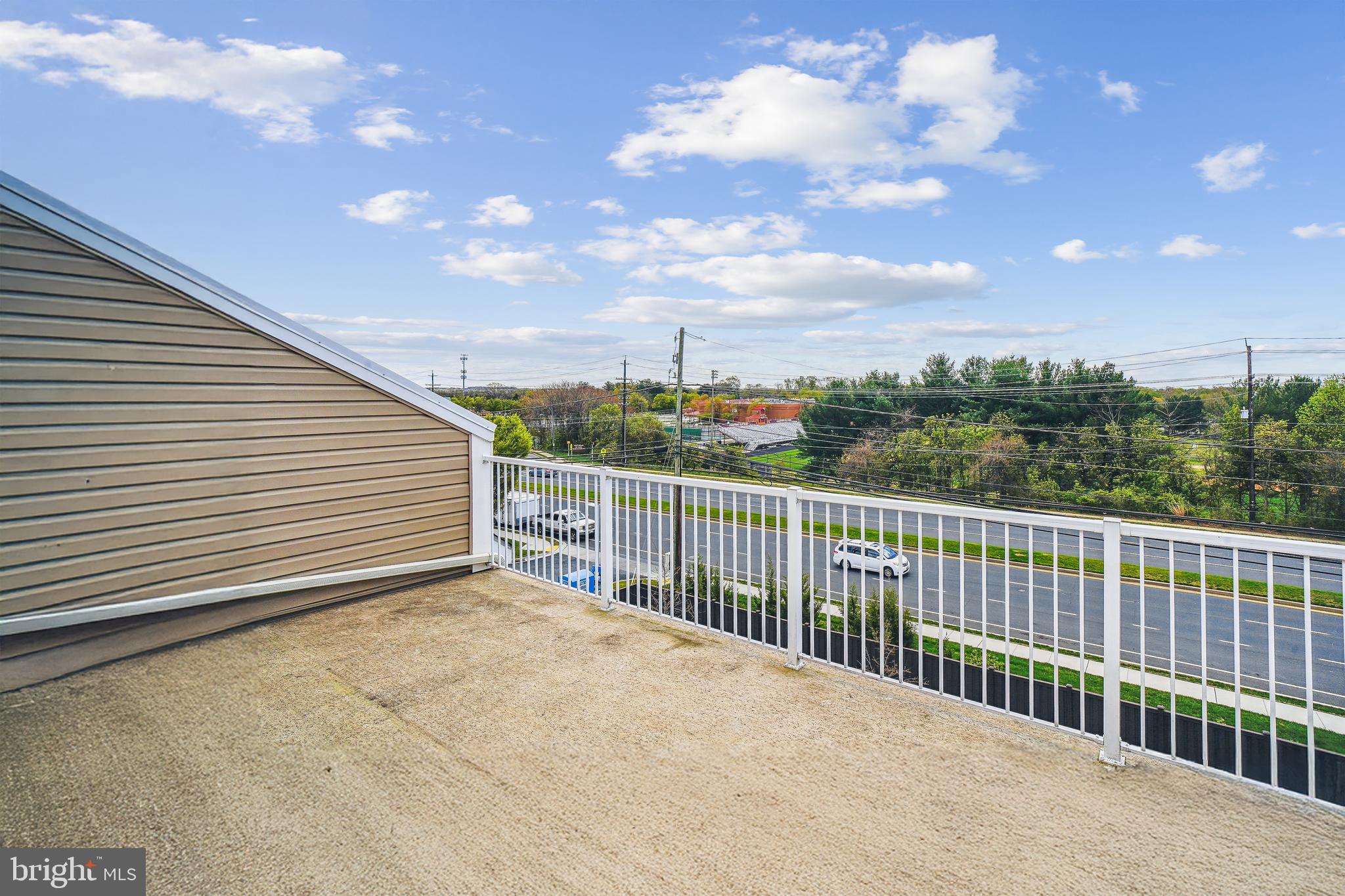 QUINCE ORCHARD - Residential