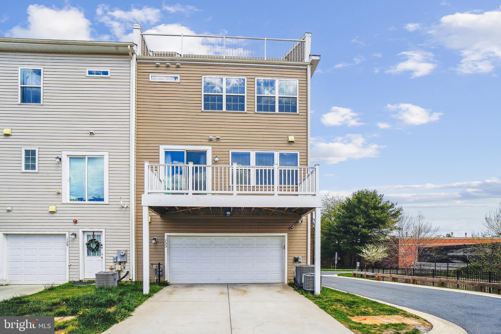 QUINCE ORCHARD - Residential