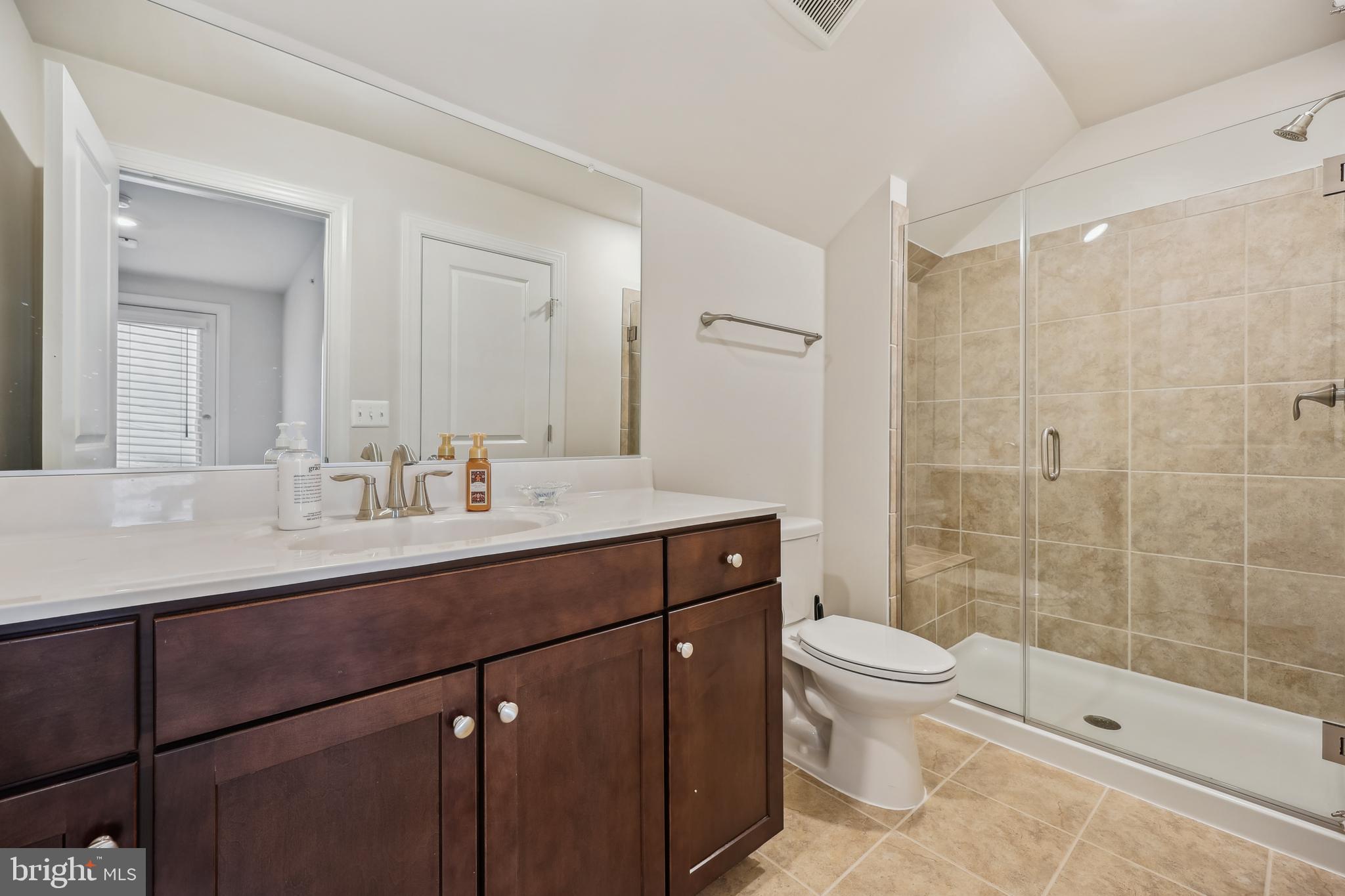 QUINCE ORCHARD - Residential