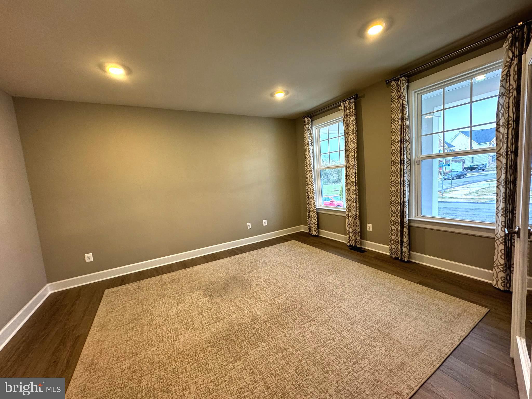 19420 TUSCARORA CROSSING DRIVE