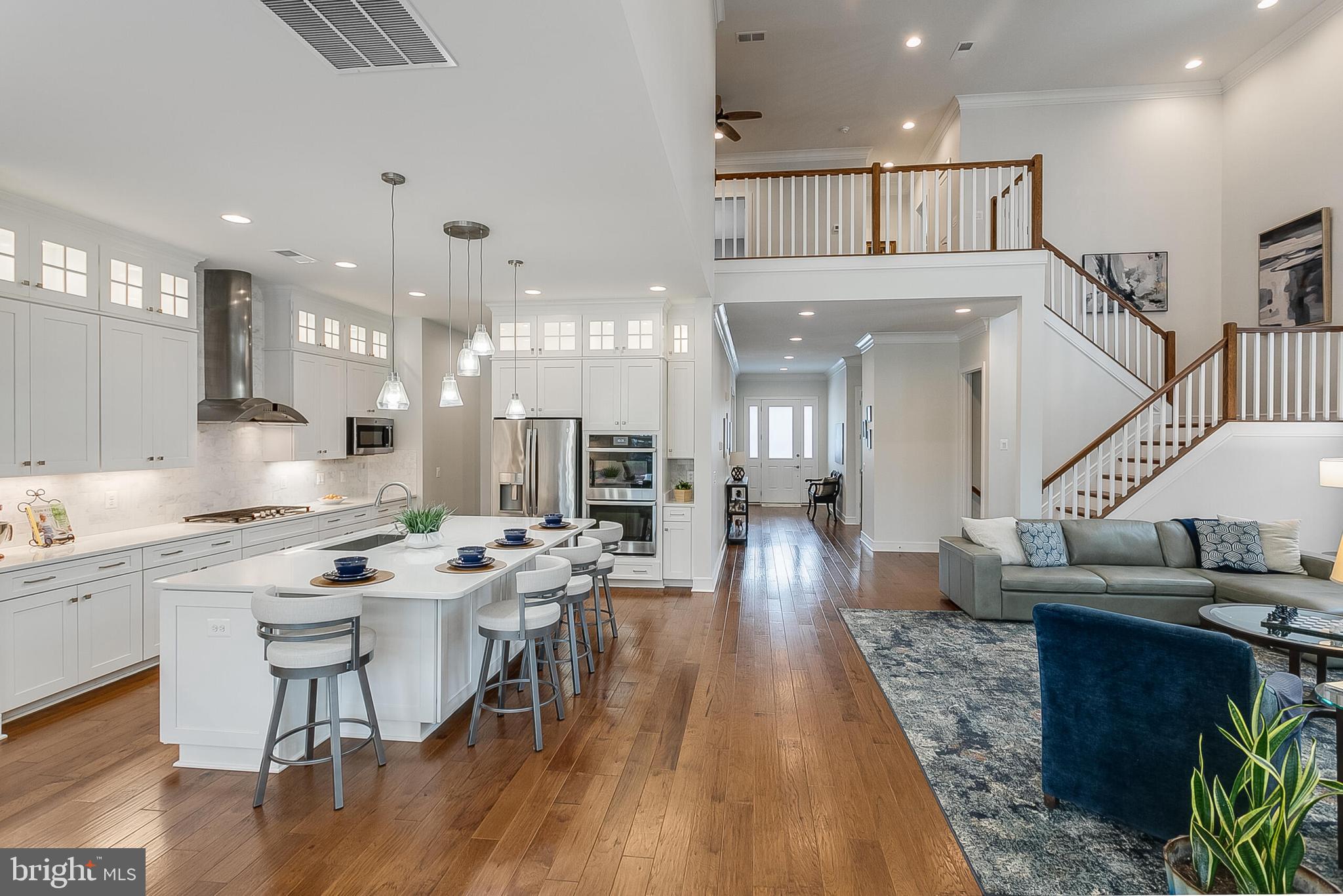 MEADOW BROOK FARM - Residential