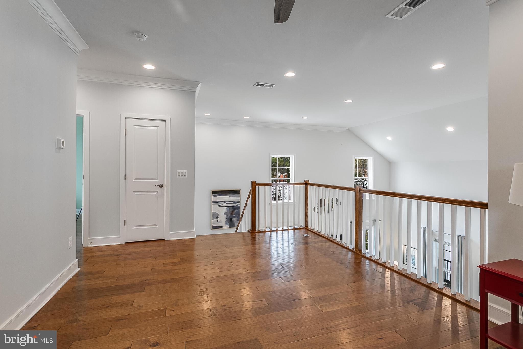 MEADOW BROOK FARM - Residential