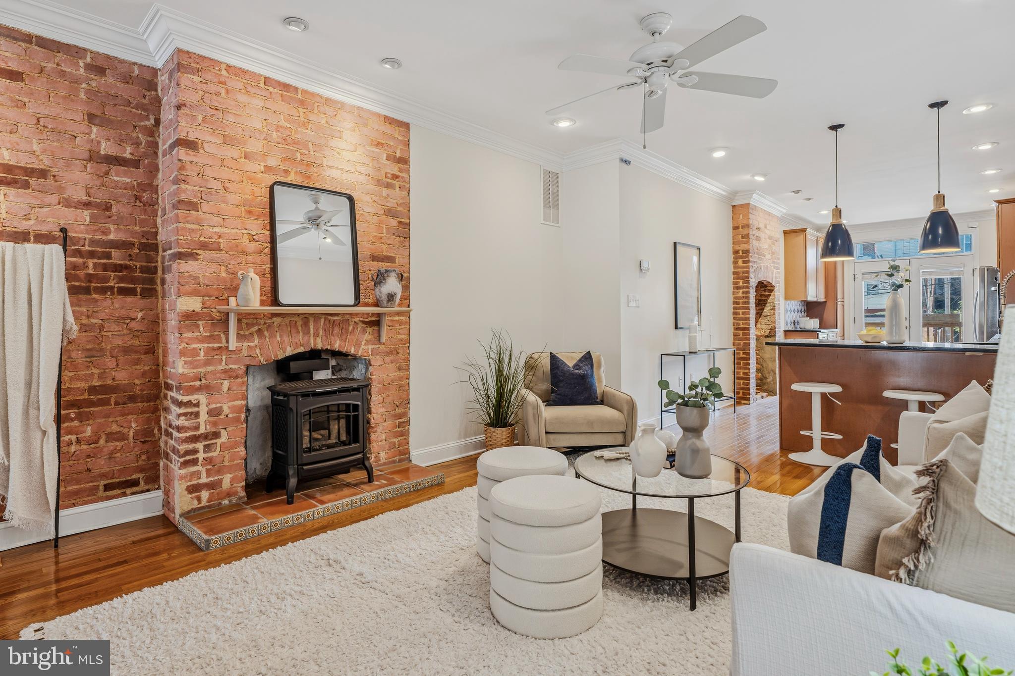 CHARLES VILLAGE - Residential
