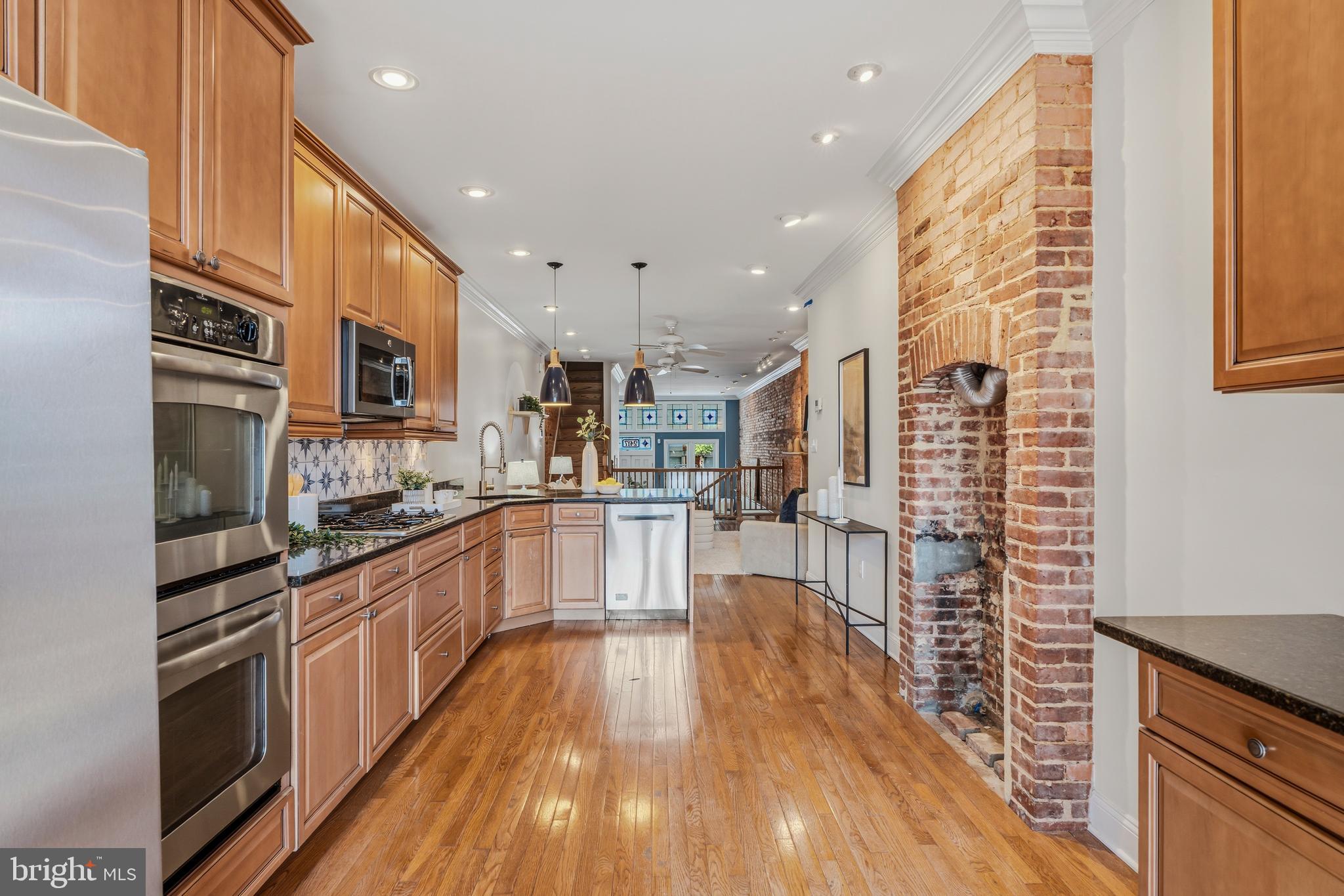 CHARLES VILLAGE - Residential