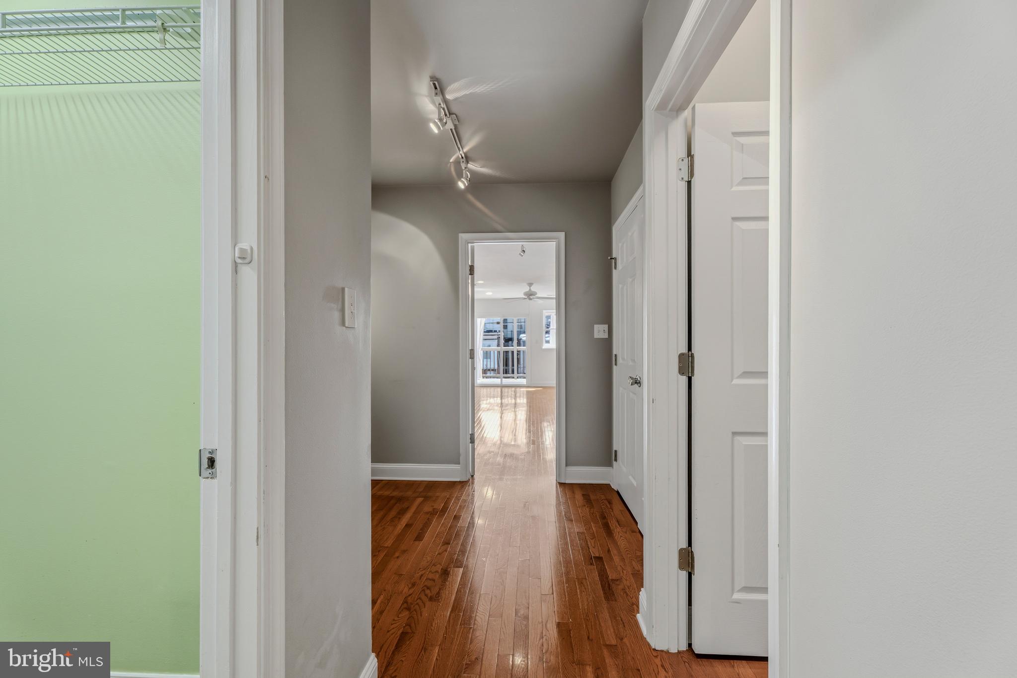 CHARLES VILLAGE - Residential