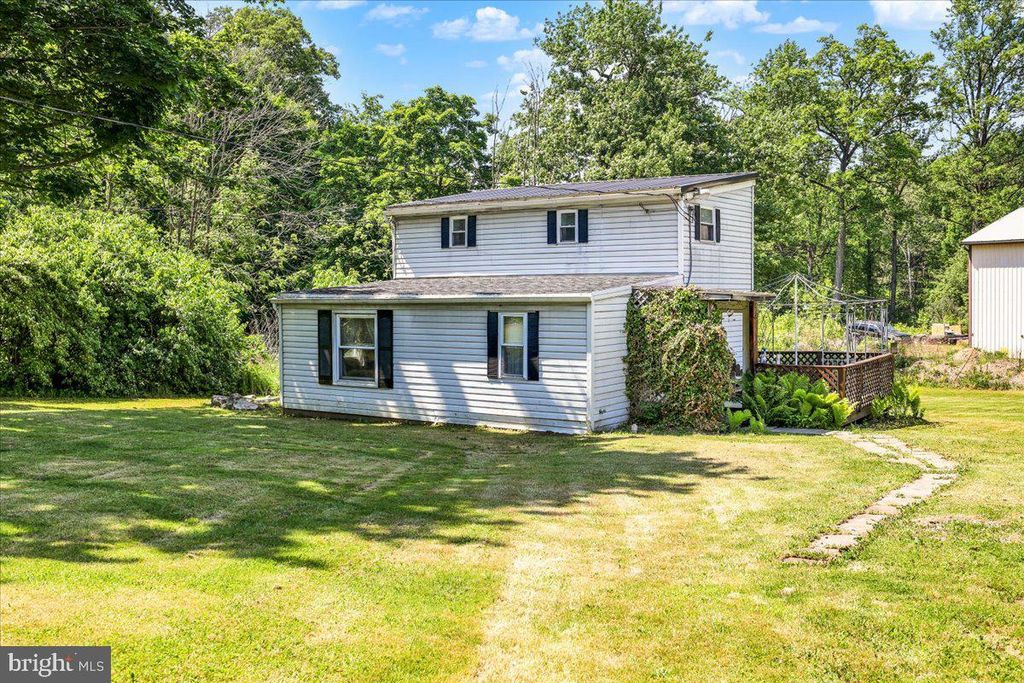 Photo of 1908 Washington Avenue, LITITZ, PA 17543 (MLS # PALA2088454)