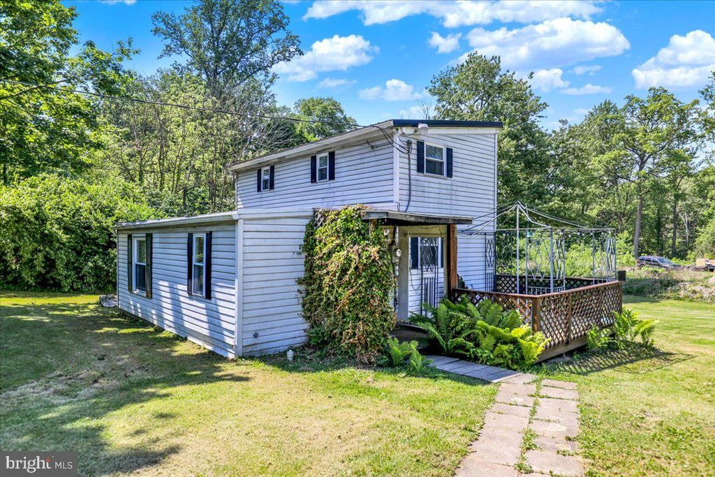 Photo of 1908 Washington Avenue, LITITZ, PA 17543 (MLS # PALA2088454)