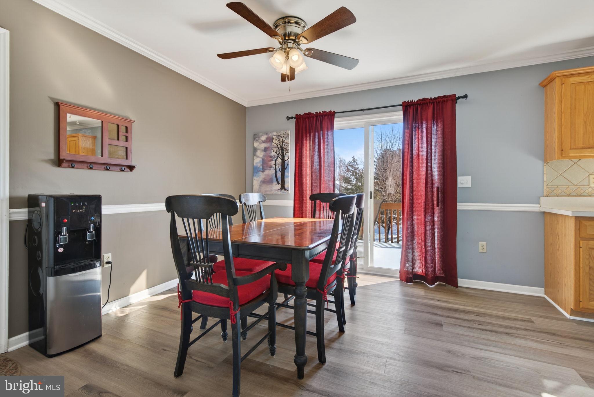 MAYTOWN VILLAGE SQUARE - Residential