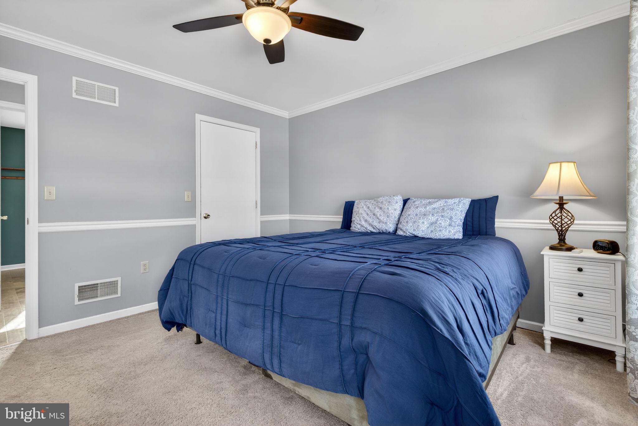 MAYTOWN VILLAGE SQUARE - Residential