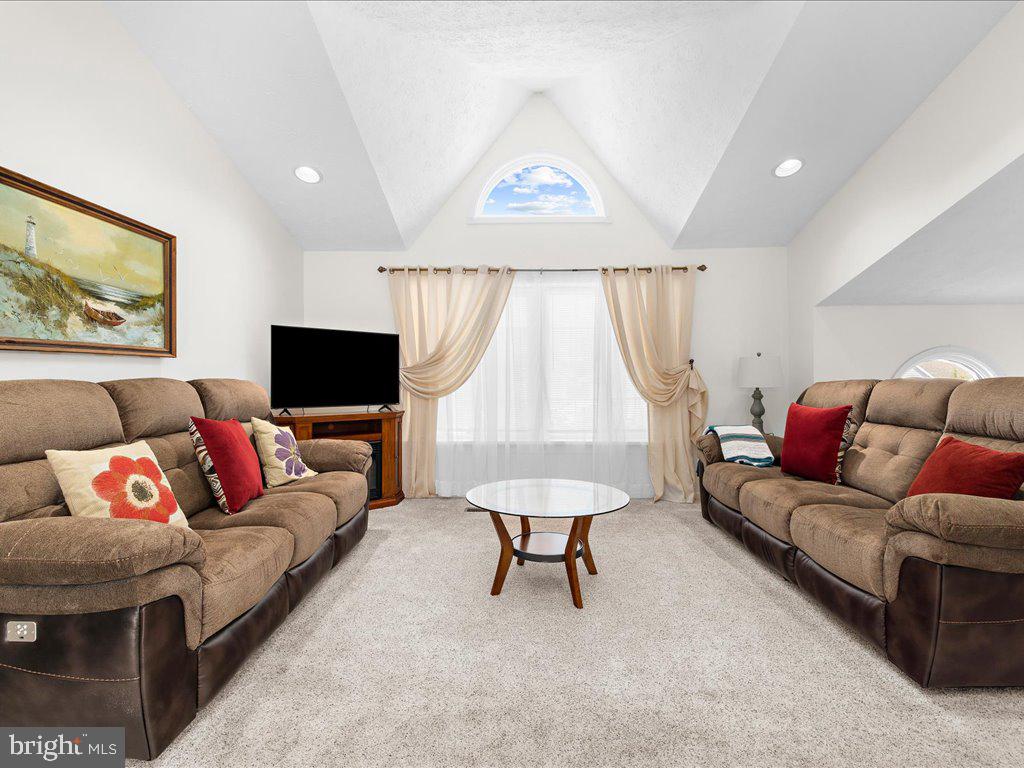 CHESTERFIELD - Residential