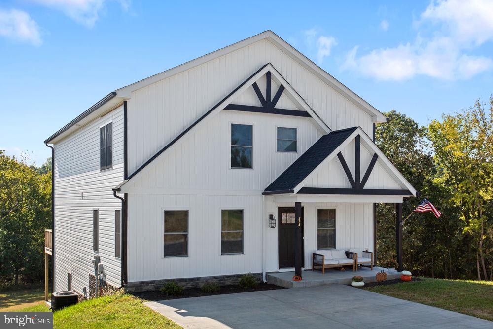 MOUNTAINEER HEIGHTS - Residential