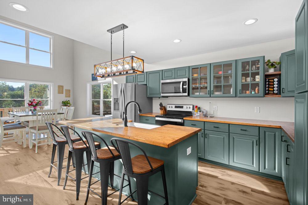 MOUNTAINEER HEIGHTS - Residential