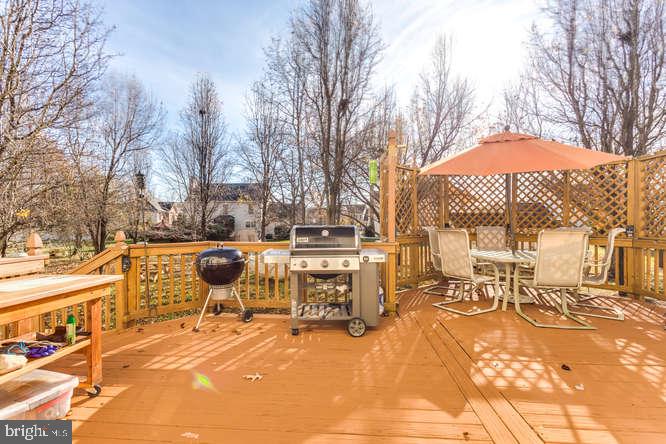 SIMMONS ACRES - Residential