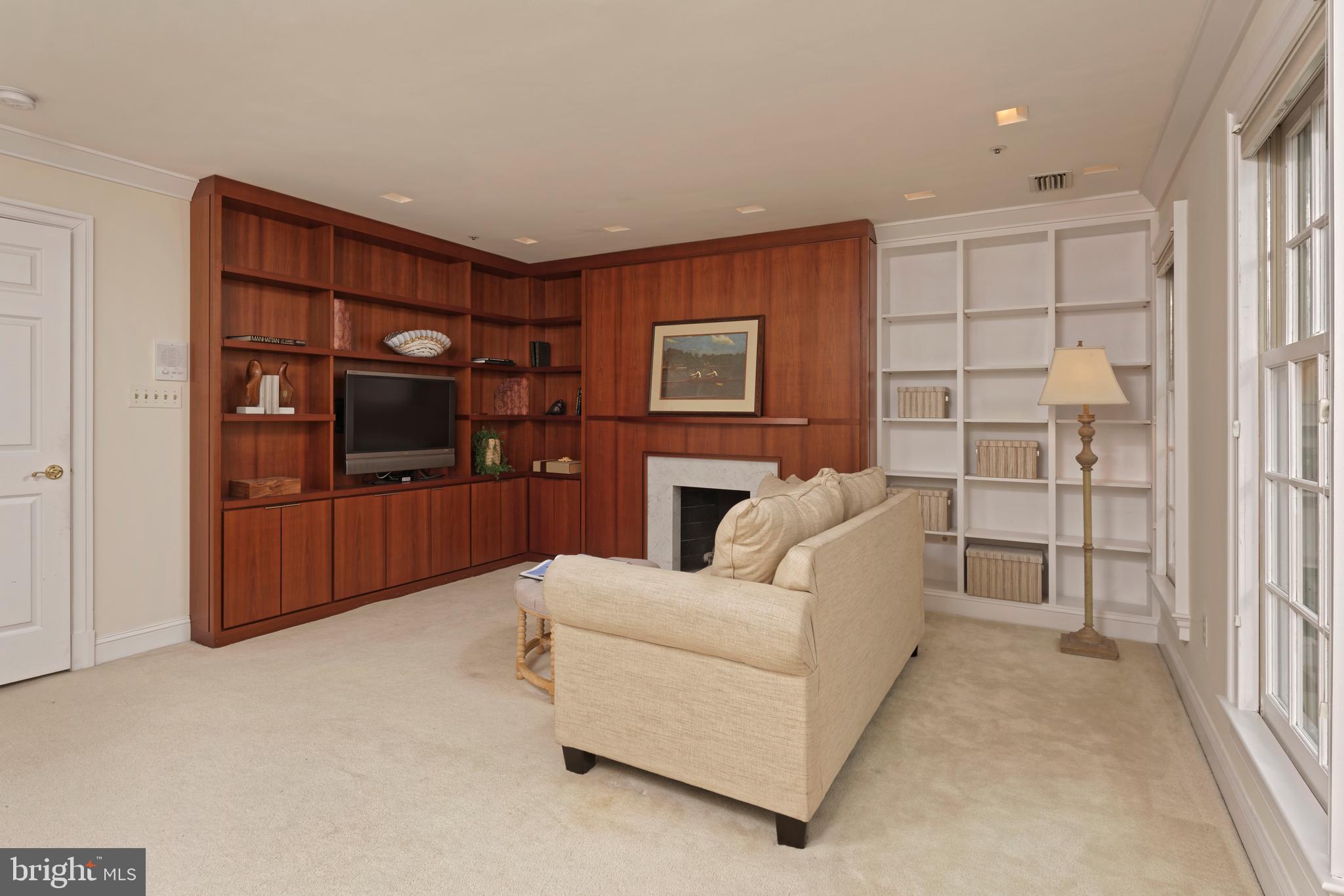 HARBORSIDE - Residential