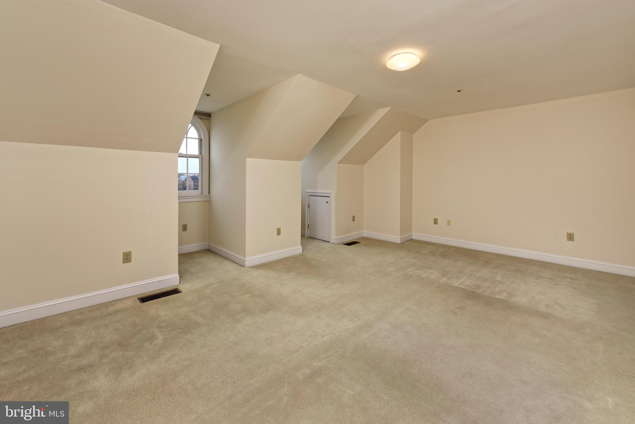 HARBORSIDE - Residential