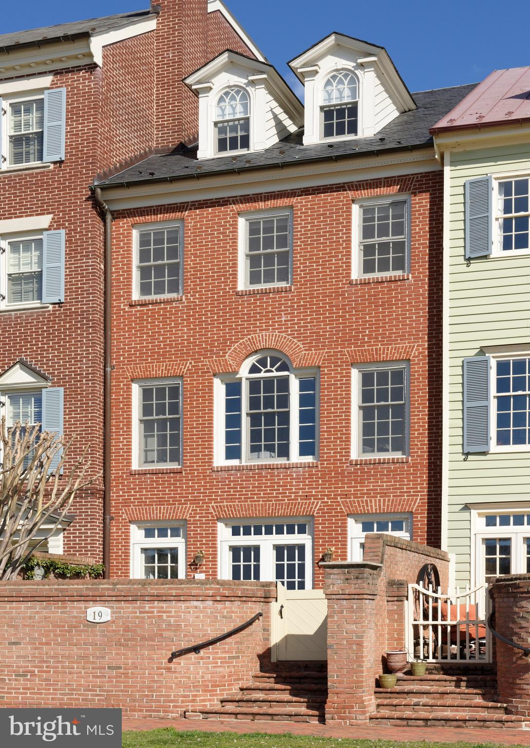 HARBORSIDE - Residential