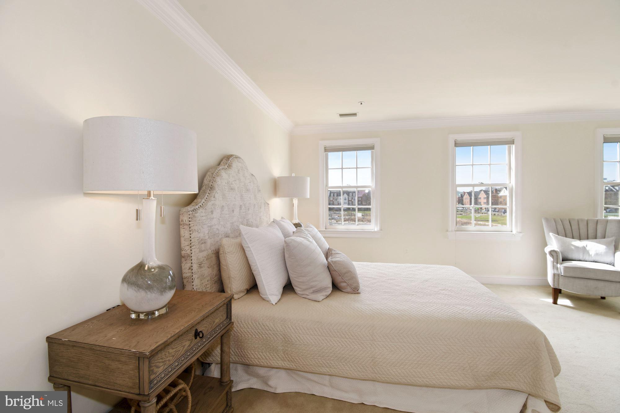 HARBORSIDE - Residential