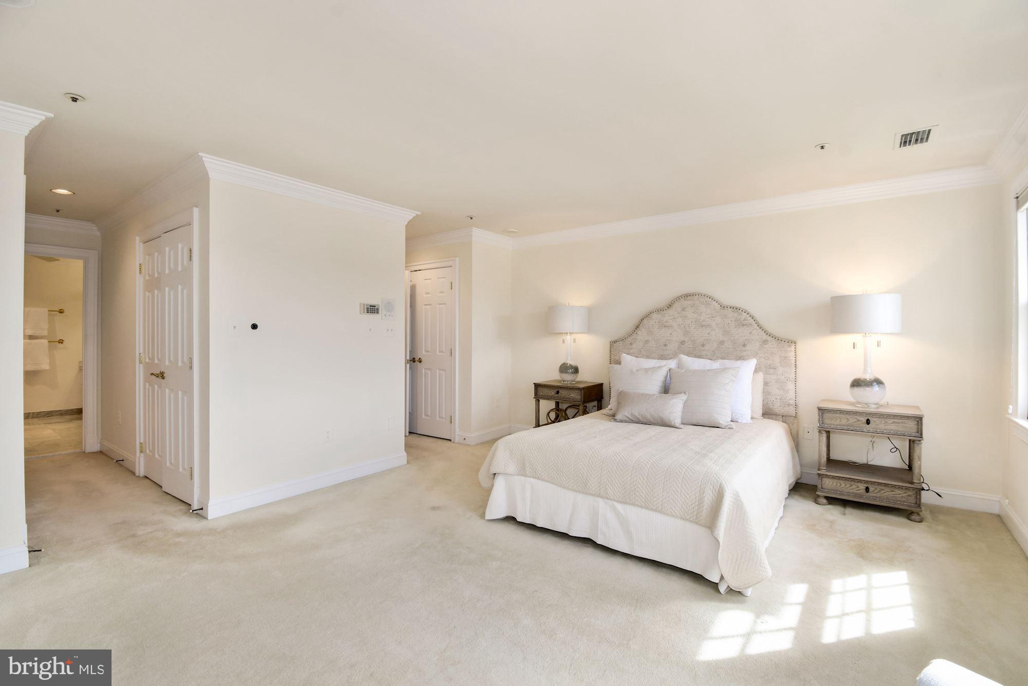 HARBORSIDE - Residential