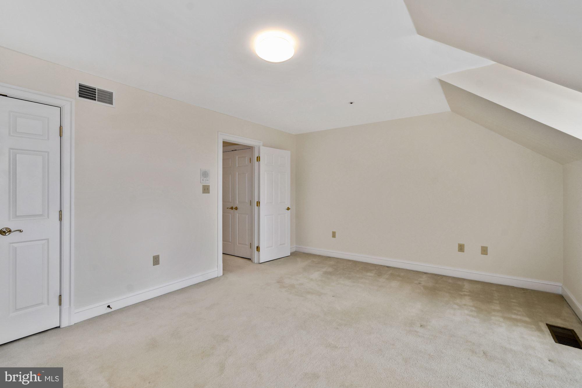 HARBORSIDE - Residential