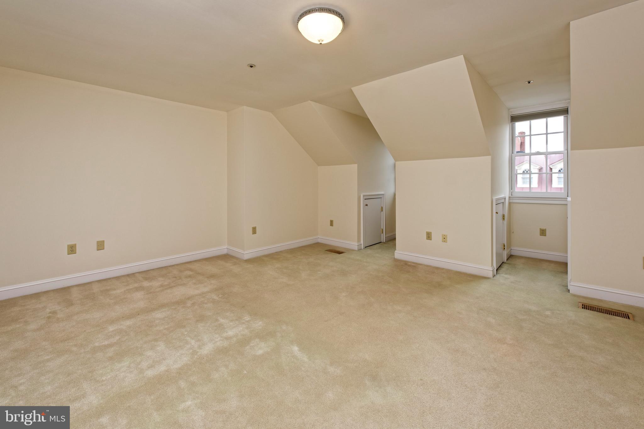 HARBORSIDE - Residential