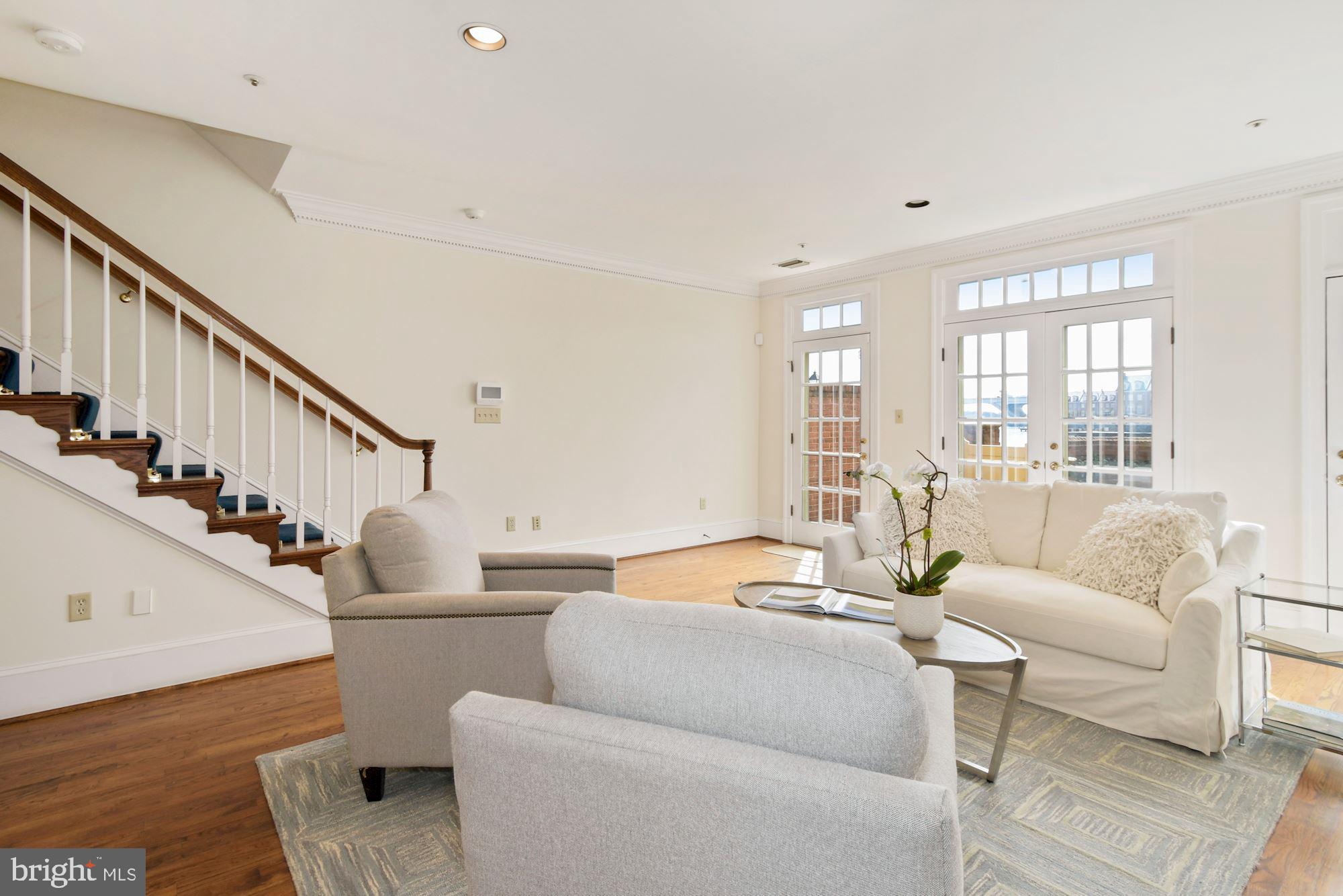 HARBORSIDE - Residential