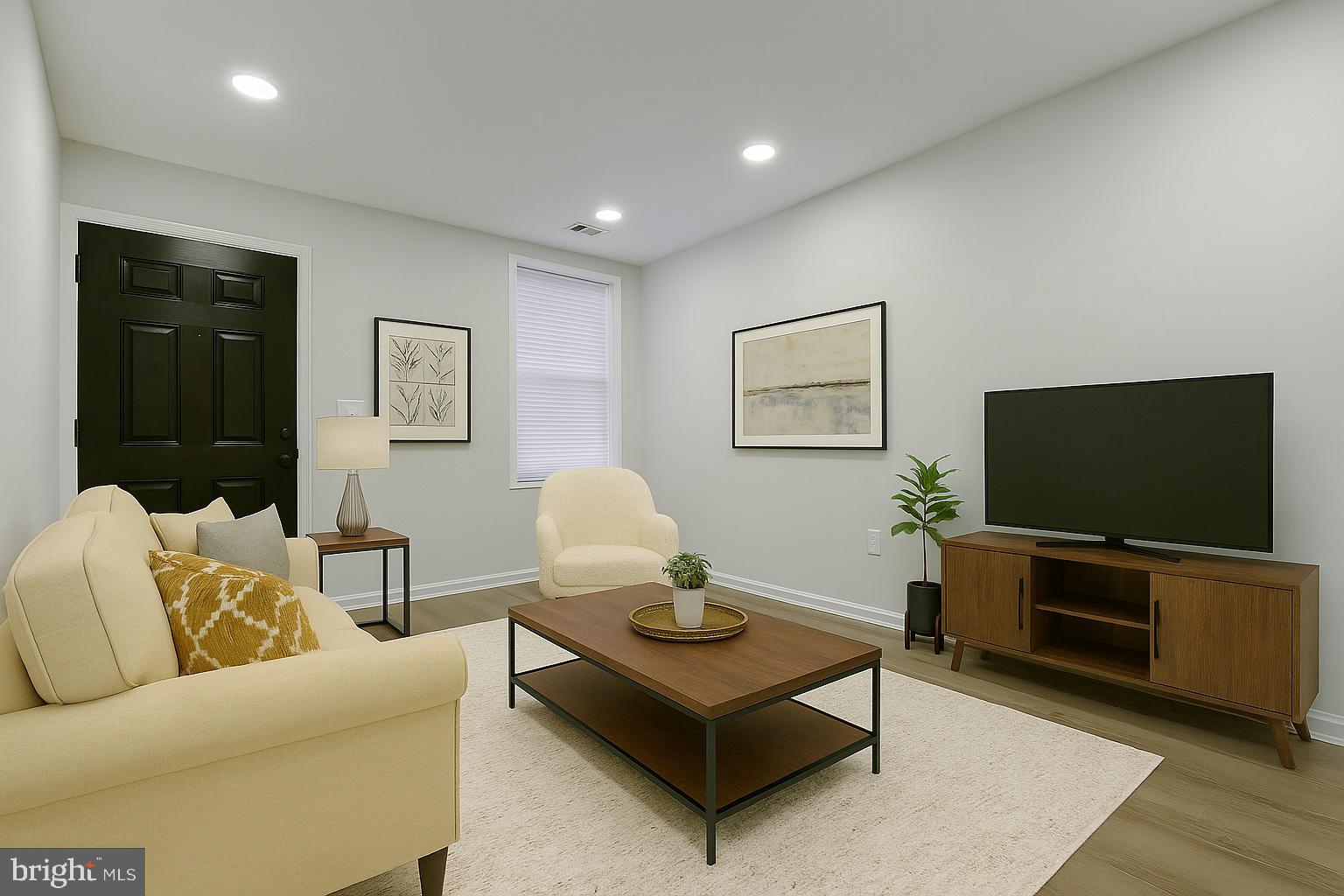 HOLLINS MARKET - Residential Lease